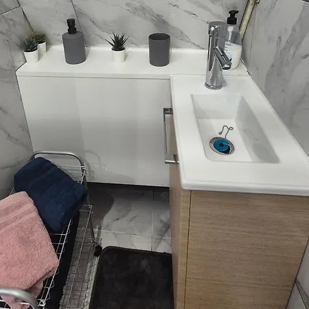 Apartament Joli Parisien *